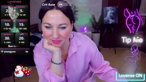 Snapshot of mirandadyson chatting on 11-13-25, 06:12 MirandaDyson online show from 11-13-25, 06:12