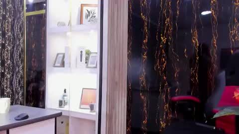 Snapshot of mirandarossi chatting on 09-17-25, 02:57 Miranda online show from 09-17-25, 02:57