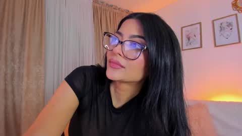 Snapshot of mirandasachs chatting on 10-02-25, 03:57 Miranda online show from 10-02-25, 03:57