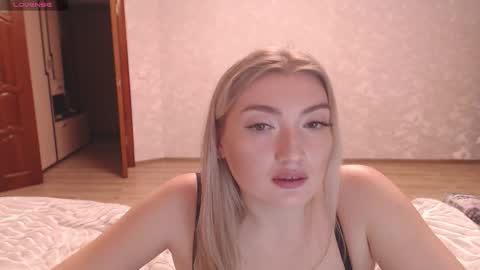 Mira online show from 02-17-26, 04:02