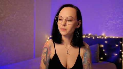 Snapshot of miraskyy chatting on 05-03-26, 04:57 MiraSkyy online show from 05-03-26, 04:57