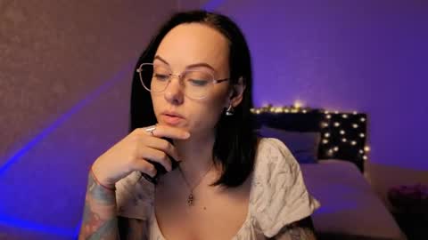 Snapshot of miraskyy chatting on 06-05-26, 06:35 MiraSkyy online show from 06-05-26, 06:35