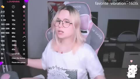 Kira online show from 09-09-25, 06:40