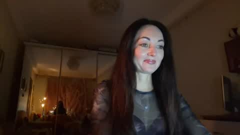 Snapshot of mirelisse chatting on 04-27-26, 07:23 Christina online show from 04-27-26, 07:23