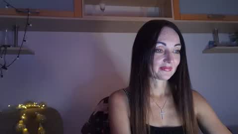 Snapshot of mirelisse chatting on 07-20-26, 09:17 Christina online show from 07-20-26, 09:17