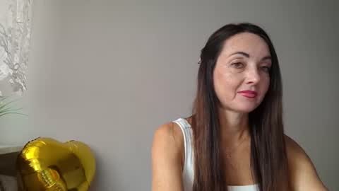 Snapshot of mirelisse chatting on 07-26-26, 04:03 Christina online show from 07-26-26, 04:03