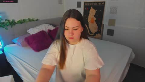Mireya online show from 05-19-26, 05:25