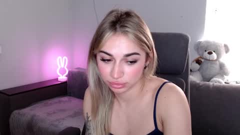 Snapshot of miri07 chatting on 04-13-26, 06:19 miri07 online show from 04-13-26, 06:19