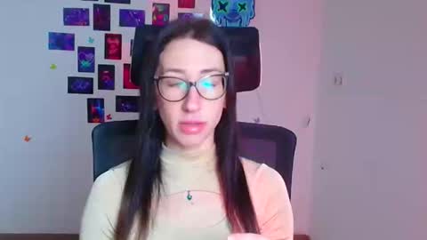 Snapshot of miriam_candyy chatting on 12-17-25, 12:22 Mariam online show from 12-17-25, 12:22