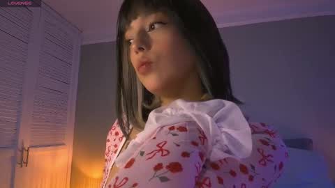 Eliza online show from 11-24-25, 04:01