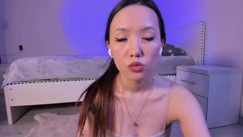 Snapshot of mishel_bless chatting on 03-12-25, 03:40 Mishel online show from 03-12-25, 03:40