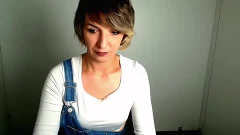 Mishelle online show from 06-19-26, 02:54