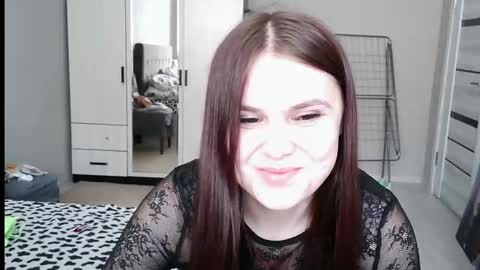Mishelle online show from 02-04-26, 12:00