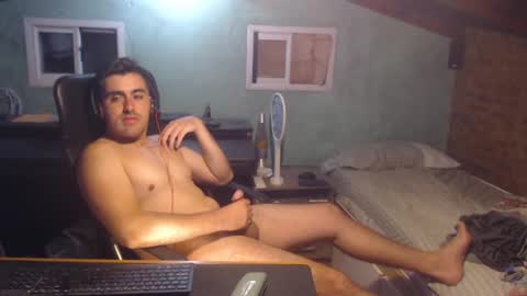 Snapshot of mishiman92 chatting on 01-23-25, 03:37 Mishiman online show from 01-23-25, 03:37