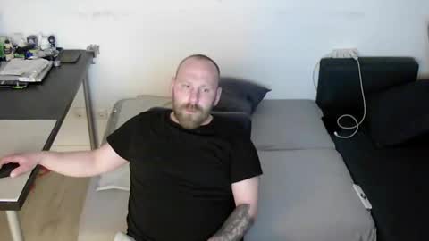 Snapshot of misio666 chatting on 03-05-26, 01:23 misio666 online show from 03-05-26, 01:23