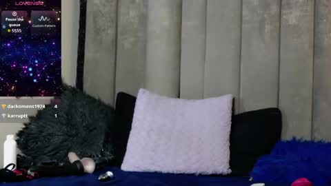 Snapshot of misroos chatting on 05-23-26, 03:27 ross online show from 05-23-26, 03:27