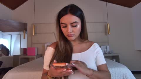 miss__ary_ online show from 06-03-26, 11:57