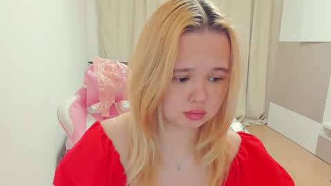 miss__selena online show from 01-19-25, 06:00