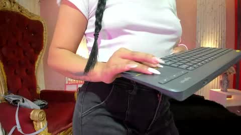 miss__star_ online show from 04-28-26, 03:28