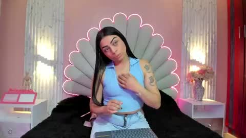 Snapshot of miss__star_ chatting on 06-12-26, 02:27 miss__star_ online show from 06-12-26, 02:27