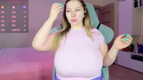 Snapshot of miss_anna909 chatting on 06-24-26, 10:36 Anna online show from 06-24-26, 10:36