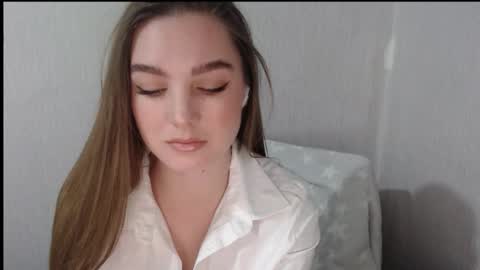 Snapshot of miss_azalea chatting on 12-04-25, 05:54 Georgia online show from 12-04-25, 05:54