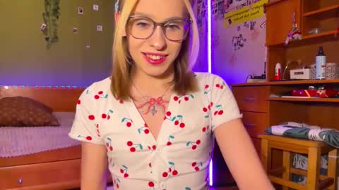 Snapshot of miss_barbie1 chatting on 03-03-26, 04:13 Anya online show from 03-03-26, 04:13