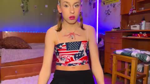 Snapshot of miss_barbie1 chatting on 03-05-26, 04:14 Anya online show from 03-05-26, 04:14