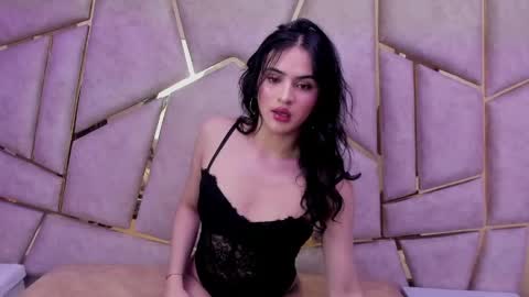 Snapshot of miss_bella_kiss chatting on 05-08-26, 06:41 miss_bella_kiss online show from 05-08-26, 06:41