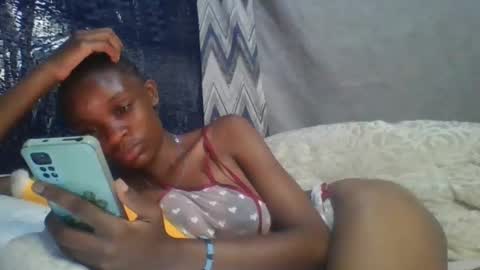 Snapshot of miss_belllo chatting on 02-14-25, 03:05 miss_belllo online show from 02-14-25, 03:05