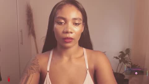 miss_benz online show from 11-12-25, 01:44