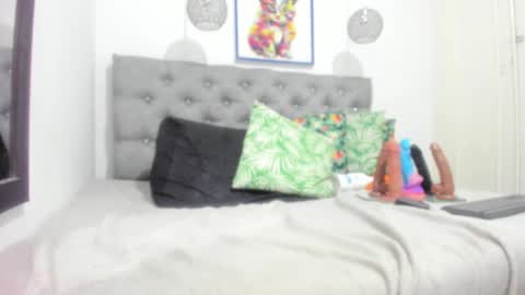 Snapshot of miss_big_ass21 chatting on 03-10-25, 01:01 miss_big_ass21 online show from 03-10-25, 01:01