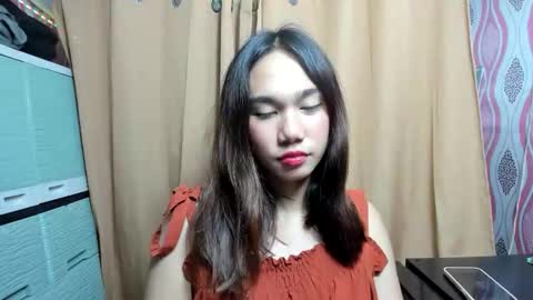 Catriona online show from 11-19-25, 04:18