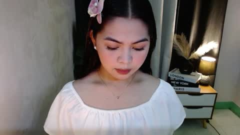 Snapshot of miss_briella chatting on 10-12-25, 02:05 Briella online show from 10-12-25, 02:05