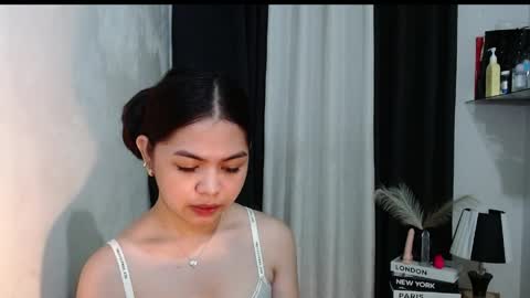 Briella online show from 03-29-26, 12:54