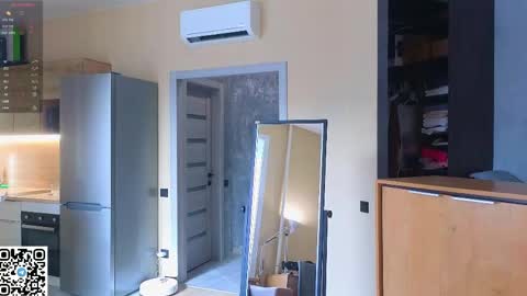 Sandy online show from 04-21-26, 02:51