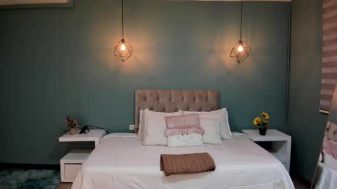 Cataleya online show from 11-28-25, 11:46