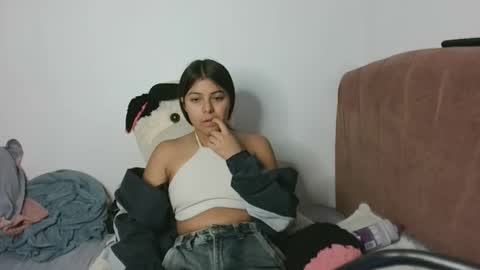 Snapshot of miss_chellsea chatting on 05-07-26, 06:08 miss_chellsea online show from 05-07-26, 06:08