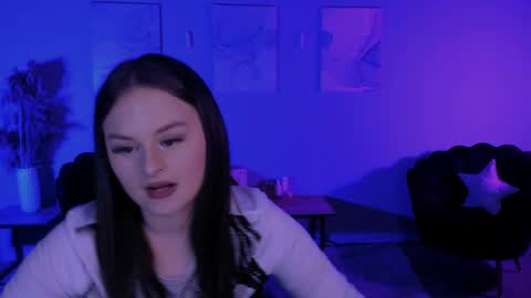 Snapshot of miss_courtney chatting on 04-25-26, 01:41 miss_courtney online show from 04-25-26, 01:41
