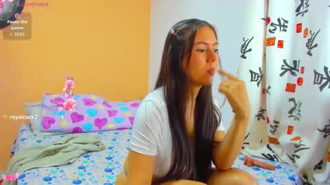 Snapshot of miss_crhys chatting on 03-04-26, 03:29 Chryss online show from 03-04-26, 03:29