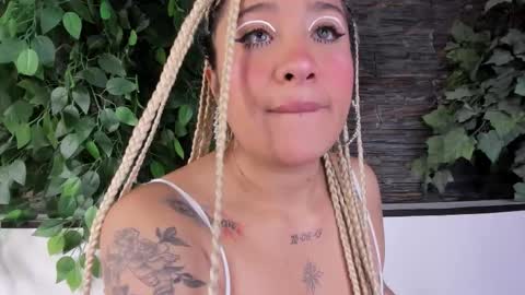 Danika online show from 09-10-25, 10:59