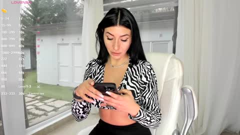 Snapshot of miss_diamond__ chatting on 01-25-25, 07:06 miss_diamond__ online show from 01-25-25, 07:06