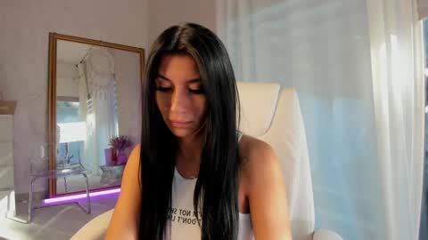 Snapshot of miss_diamond__ chatting on 09-21-25, 06:04 miss_diamond__ online show from 09-21-25, 06:04