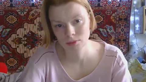 Elis online show from 03-25-26, 12:22