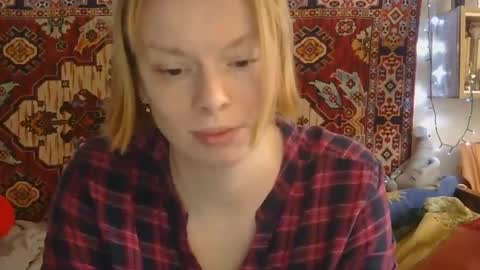 Elis online show from 04-07-26, 10:59