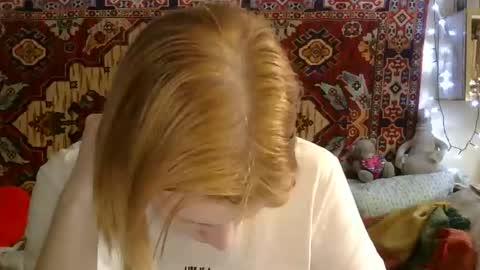 Elis online show from 05-27-26, 10:56