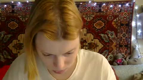Elis online show from 06-23-26, 10:46