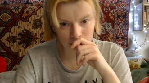 Elis online show from 06-25-26, 10:53