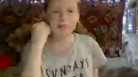 Elis online show from 07-27-26, 11:28