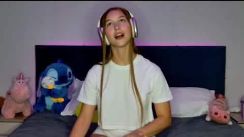 Emily online show from 09-29-25, 06:24